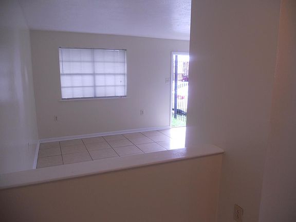 Living room (reverse)