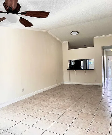 10323 Boca Bnd W #4 — Photo 4