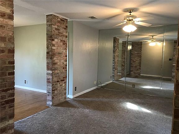 4th image of 4648 Highgrove Dr