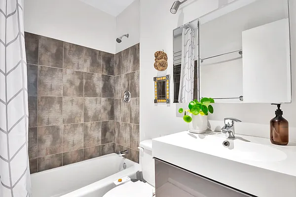 Sold by Compass | media 8