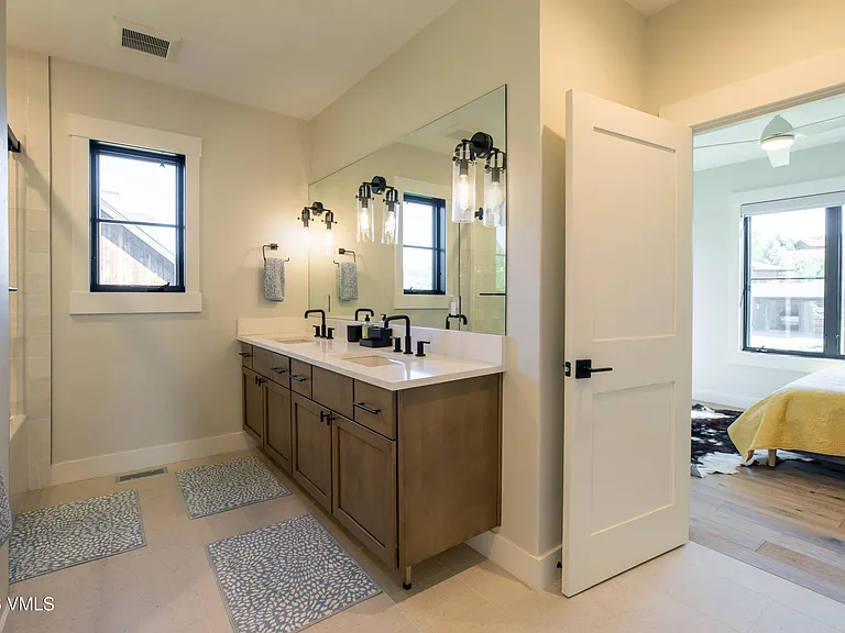 45 Thresher Ct — Photo 9