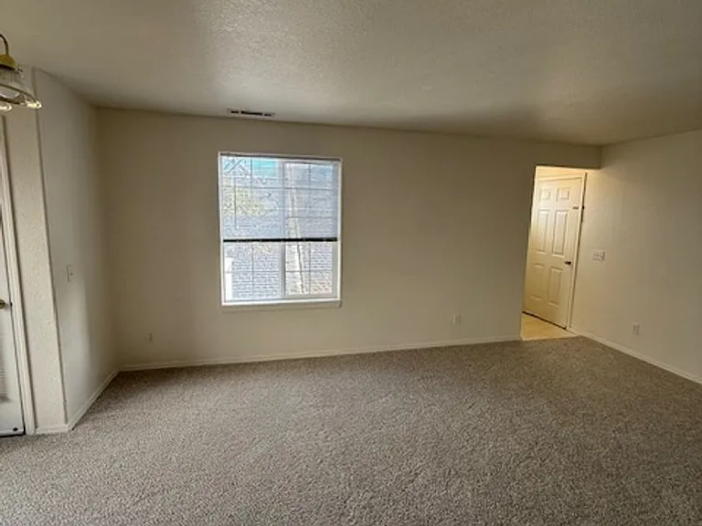 3014 W Villard St #A — Photo 3