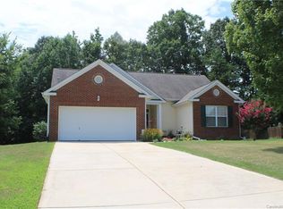 3401 Turtle Cross Ln, Charlotte, NC 28269