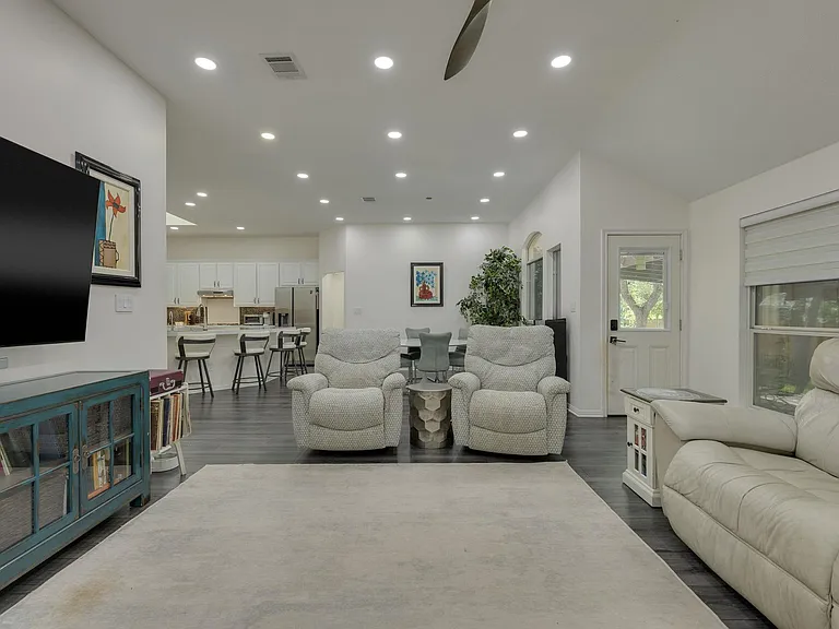 8908 Pepper Rock Dr — Photo 17