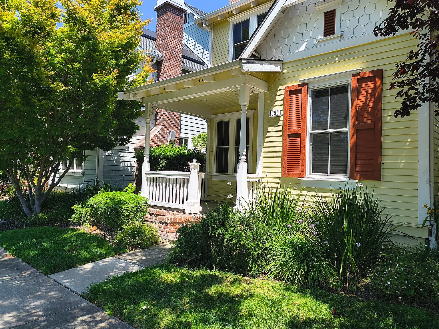 1090 Avocet Dr photo 1