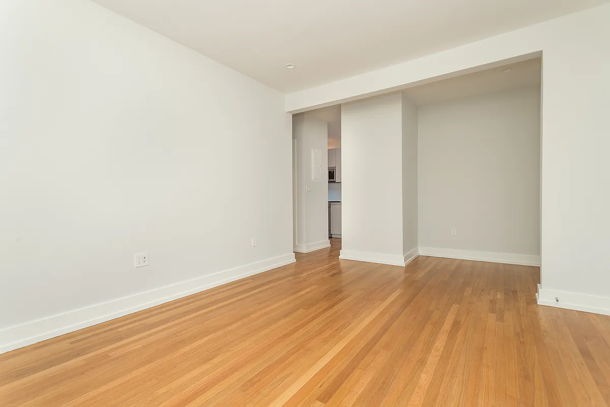 Building Photo - 17 Forest St #22