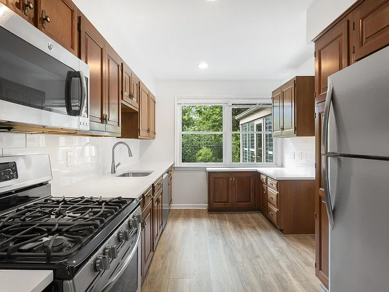 4845 Keithdale Ln — Photo 16