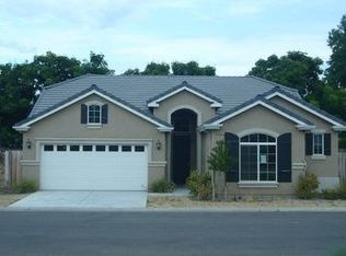 2877 Prato Ln, Clovis, CA