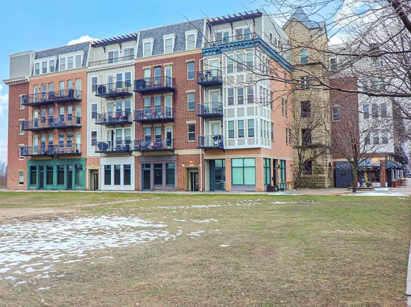 315 Front St Unit 1306, Lemont, IL 60439