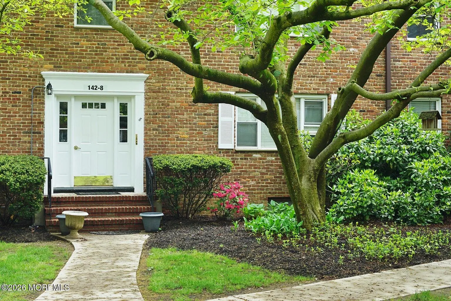 2 bed, $2,500 — Photo 1