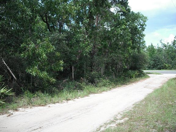 2nd image of 14709 NE 203rd Pl