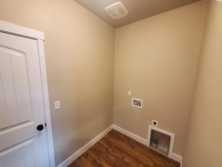 10260 W 18th Ct — Photo 8