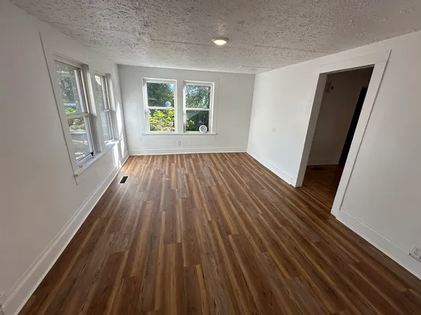 105 Summit St, Marion, NC 28752