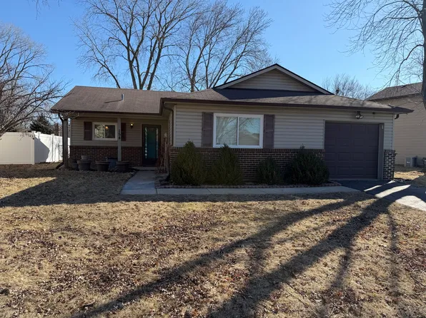 154 Grady Dr, Bolingbrook, IL 60440