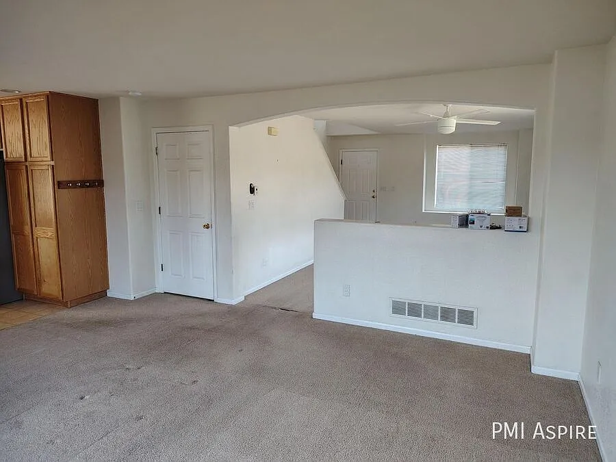 New Floor and Window A/C! — Photo 2