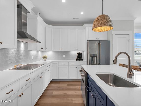 4th image of 1738 Mackerel Lane Unit 1