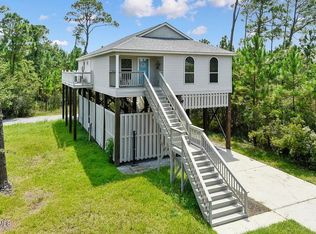 223 Walthall St, Pass Christian, MS 39571