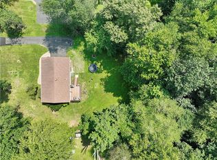 8 Pasadena Pl, Spring Valley, NY 10977