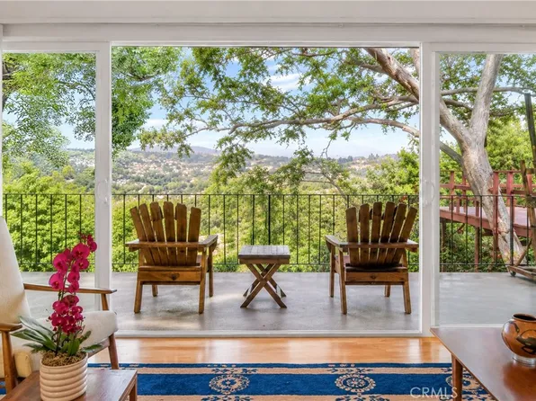 5111 Irvington Ter, Los Angeles, CA 90042