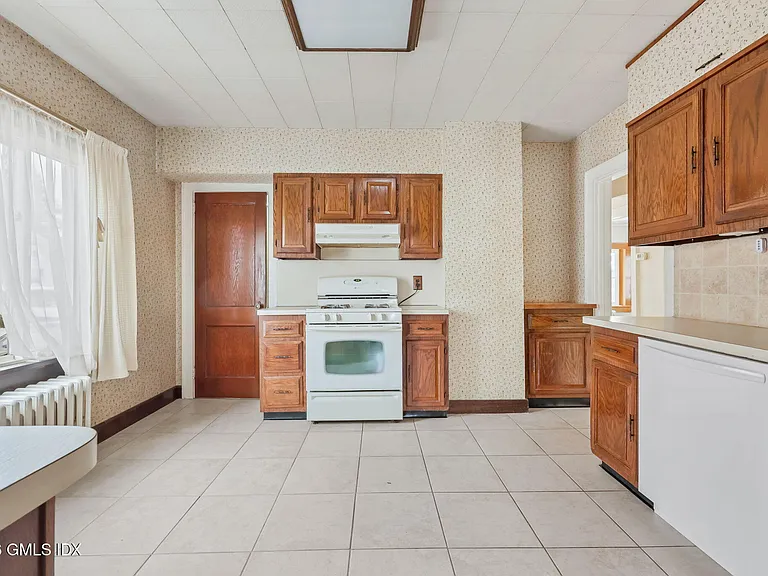 23 Thornhill Rd #1 — Photo 8