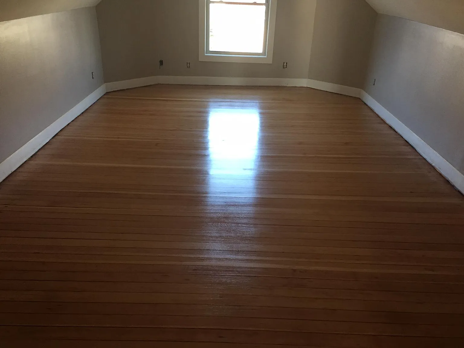 1301 S 72nd St — Photo 3
