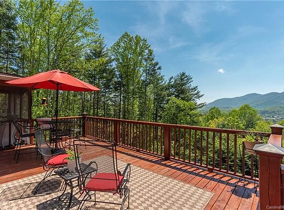 5th image of 78 Whispering Pines Dr