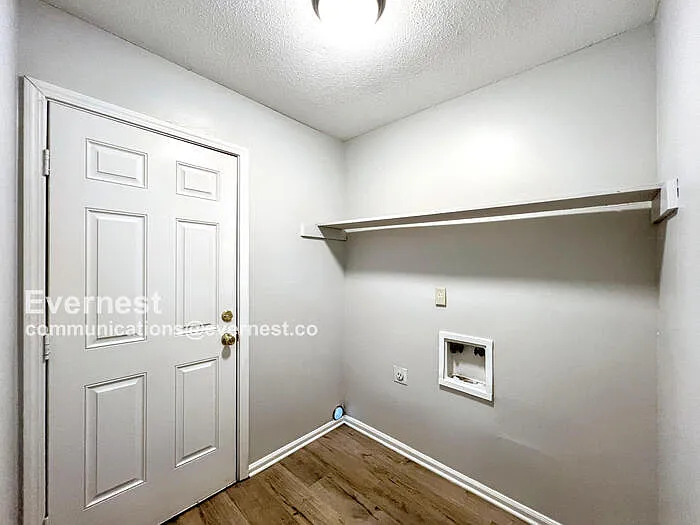 5697 Tulip Tree Dr — Photo 17