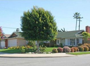 9050 Blackbird Ave, Fountain Valley, CA 92708