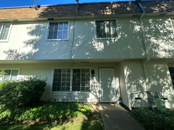 8879 Salmon Falls Dr Unit C, Sacramento, CA 95826