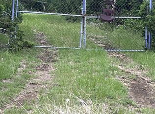 178 N Ringtail Rd, Camp Wood, TX 78833