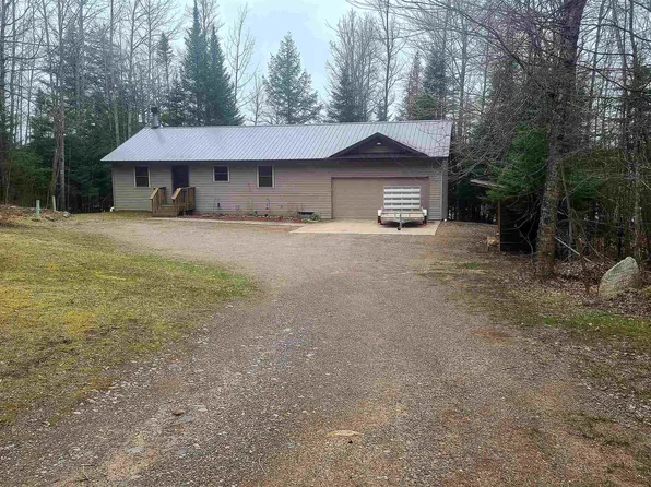 6302 Camp 6 Loop Rd, Armstrong Creek, WI 54103