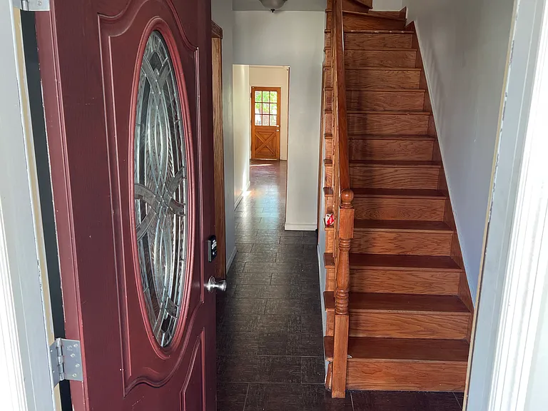 12 Arcadia Ave #1 — Photo 3