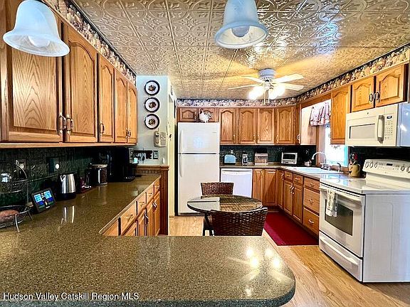 3rd image of 5 Durmo Road