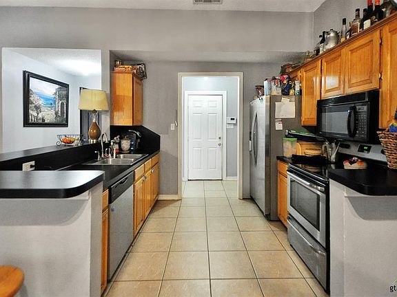 3rd image of 12627 Olive Branch Cir