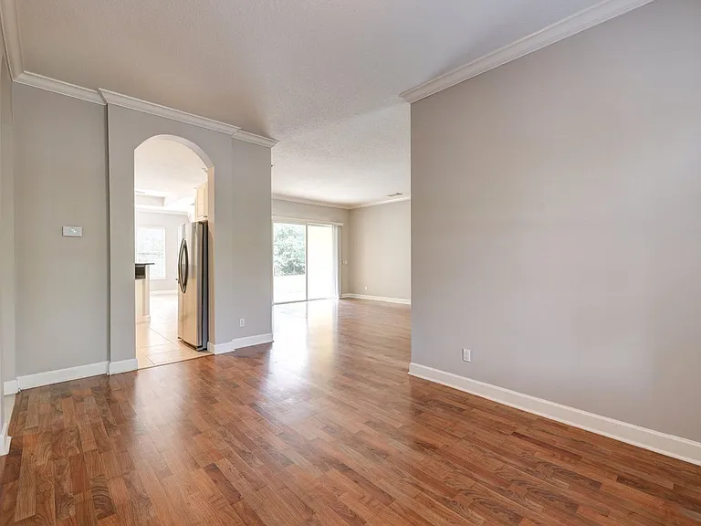 833 SW Vineland Ct — Photo 9