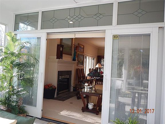 5th image of 2219 Remington Sq