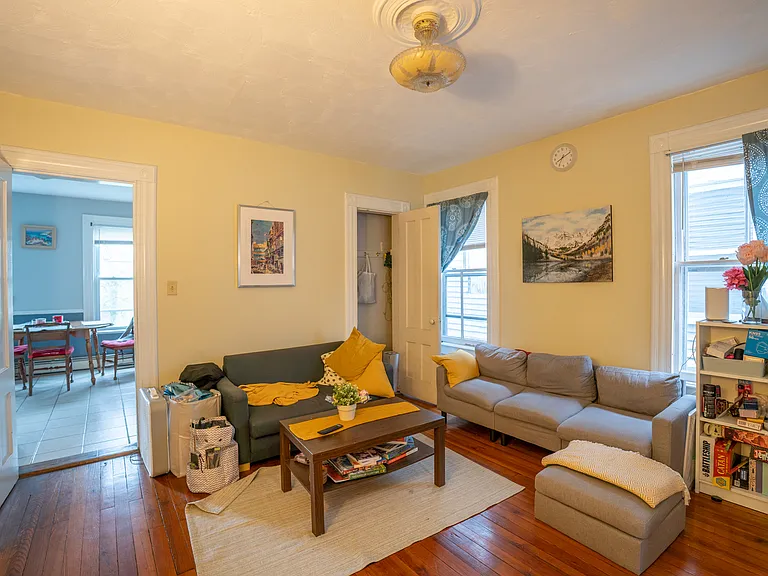 192 Mansfield St #1 — Photo 3