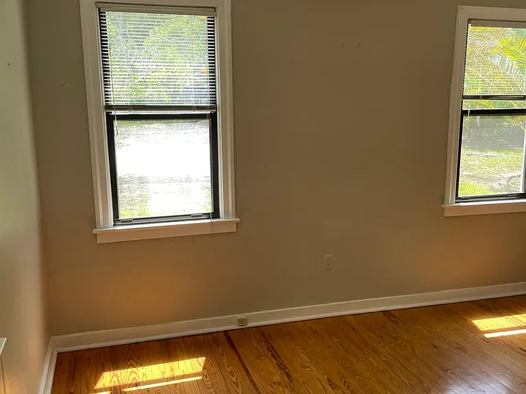 2123 University Blvd S — Photo 13