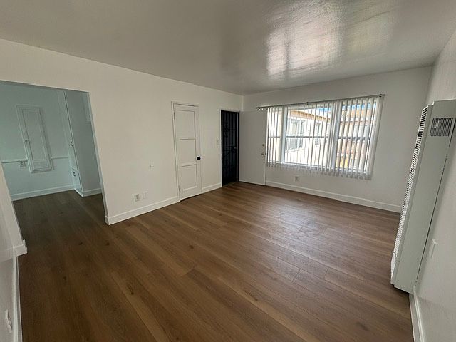1st image of 3611 W 61st St APT 4
