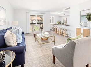 15 Beals Cove Rd APT J, Hingham, MA 02043