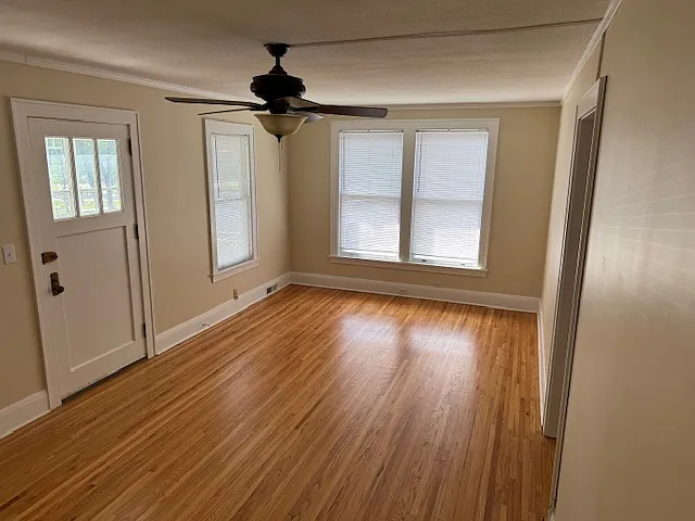 115 Chicago Ave N — Photo 1