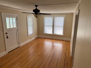 115 Chicago Ave N, Wayzata, MN 55391