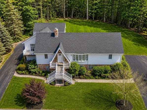 5 Flintlocke Rd, Franklin, MA 02038