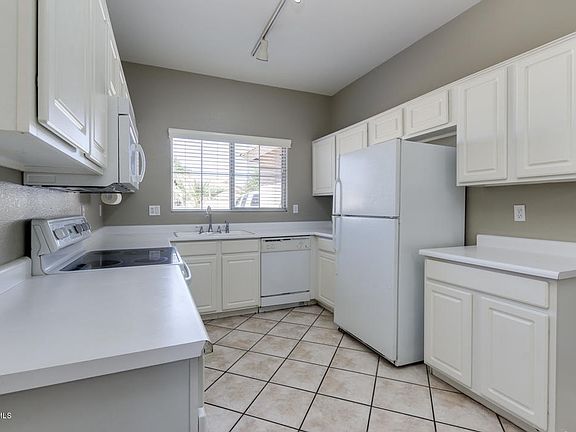 4th image of 9303 W Gold Dust Ave