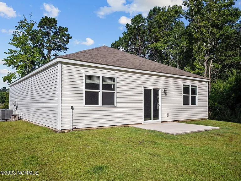 697 Morris Landing Rd — Photo 2