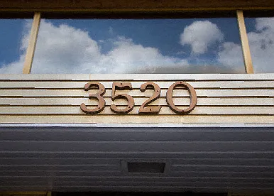 Alpha House — Photo 16