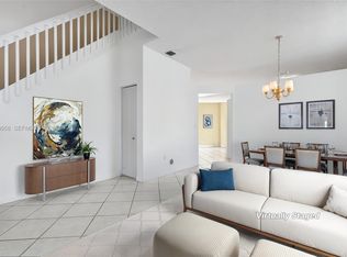 Park Crossing, Pembroke Pines, FL 33028