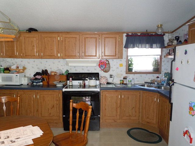2nd image of 236 Duprey Rd