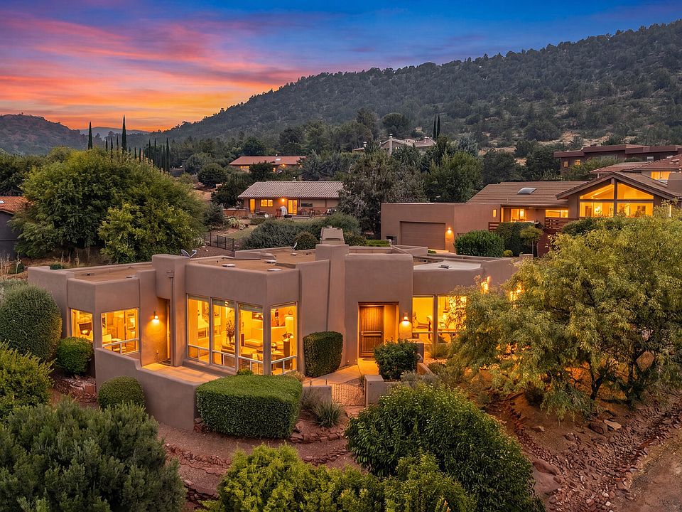 1st image of 70 ROCKRIDGE Drive