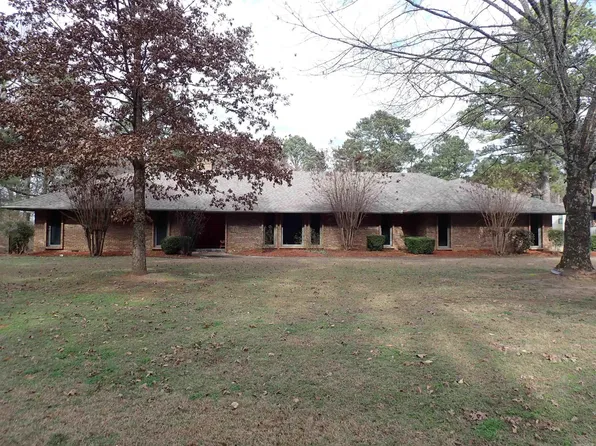 1414 Country Club Rd, Arkadelphia, AR 71923